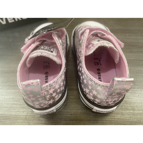 NEW Infant Converse Sizes 2,3,4,5,6, and 7 - Picture 13 of 16